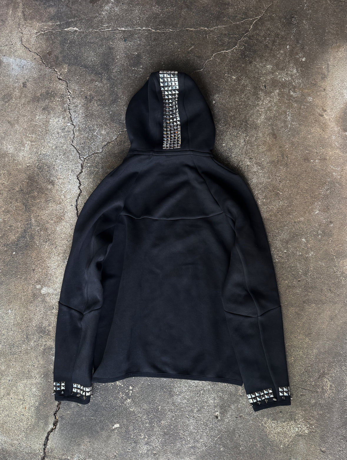 Studded Tech